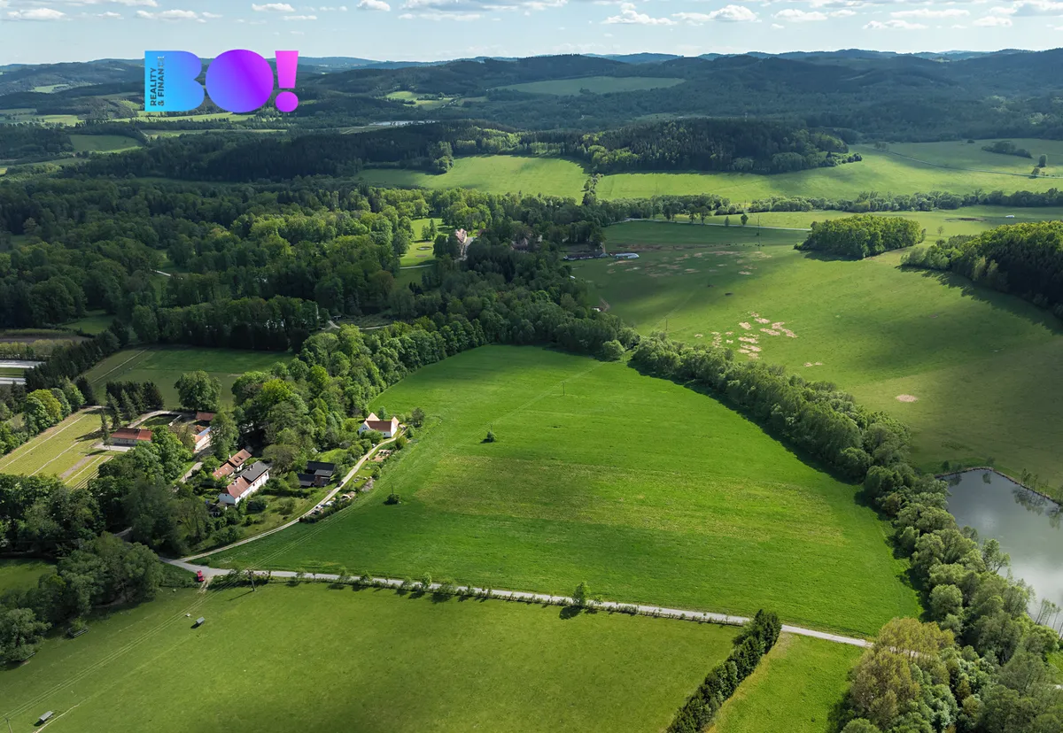 Prodej pole 55021 m²